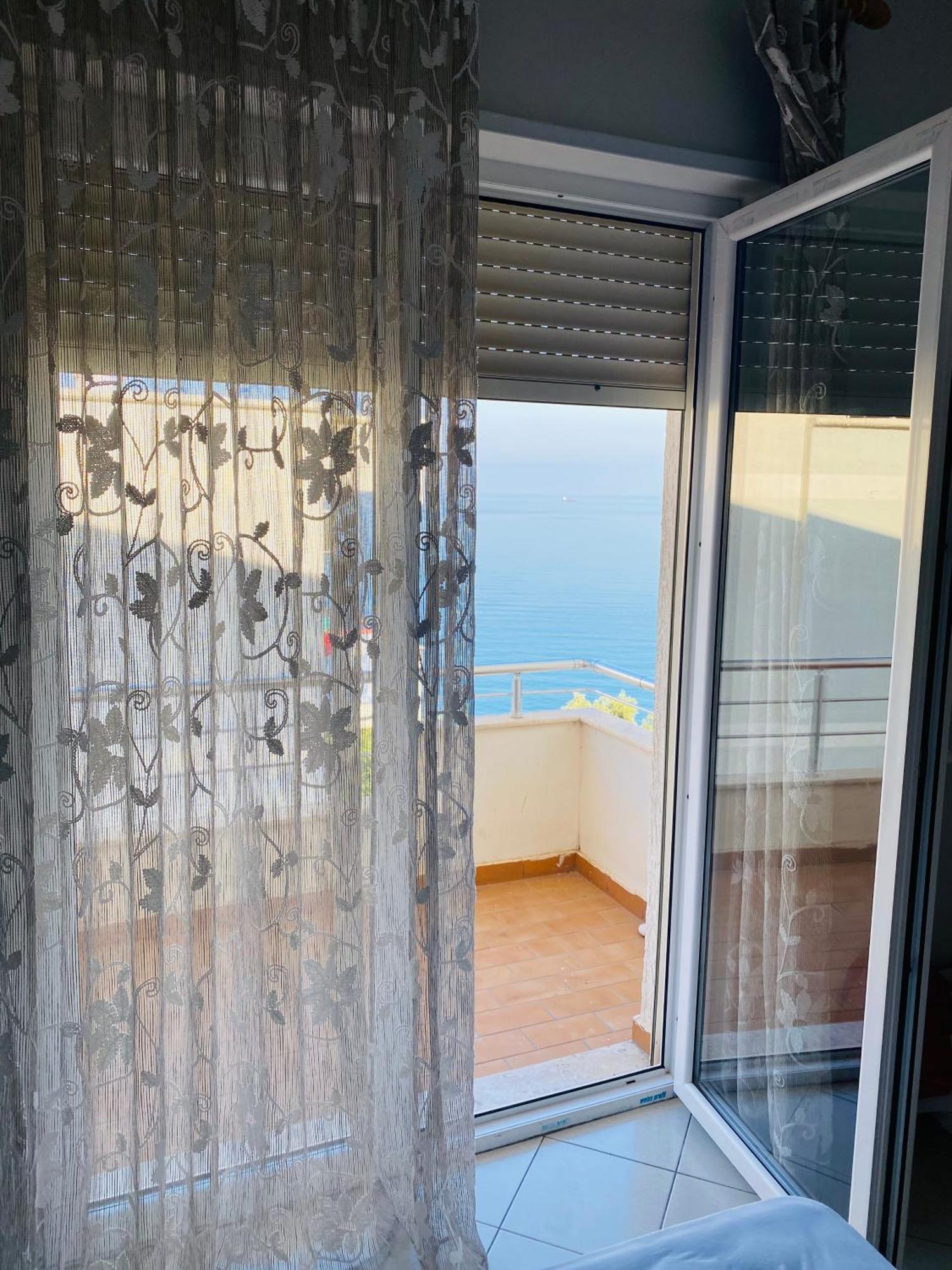 Edan Apartments Vlore Exterior photo